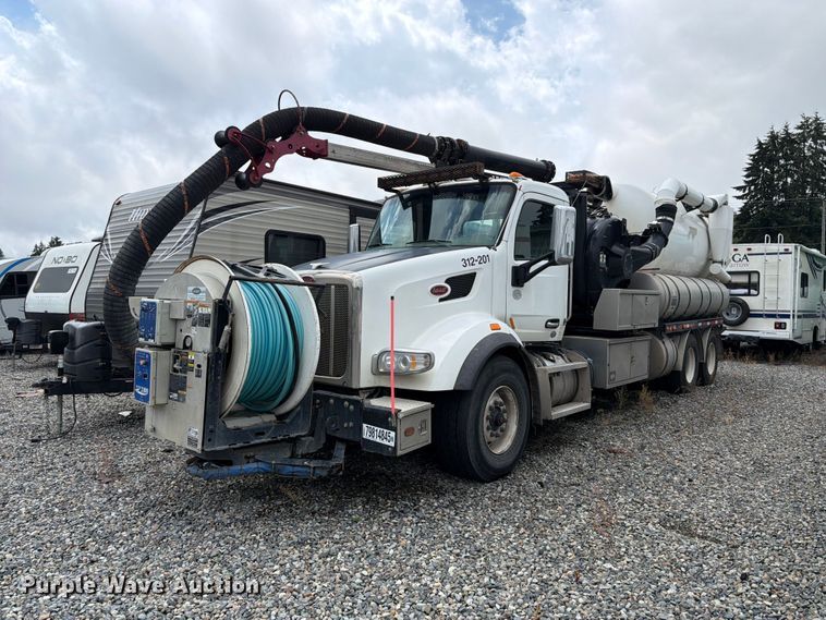 2016 Peterbilt 567 sewer jetter truck - YA4158