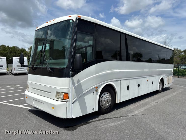 2009 Freightliner XB transit bus - DU6416