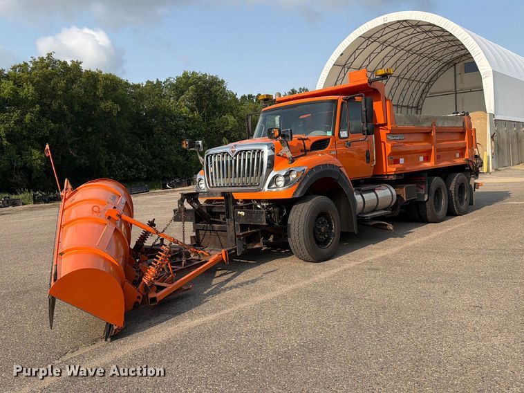 2013 International Workstar 7600 dump truck - DV8525