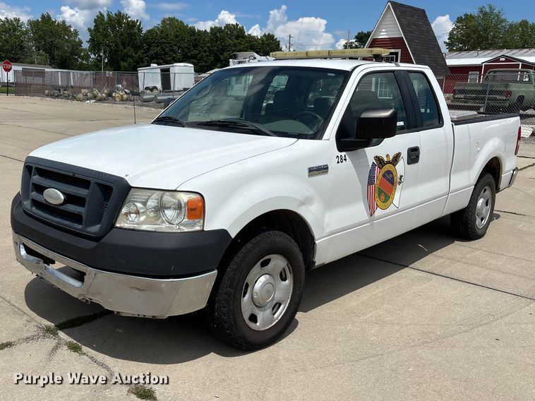 2006 Ford F150 Ext. Cab pickup truck - ER3144