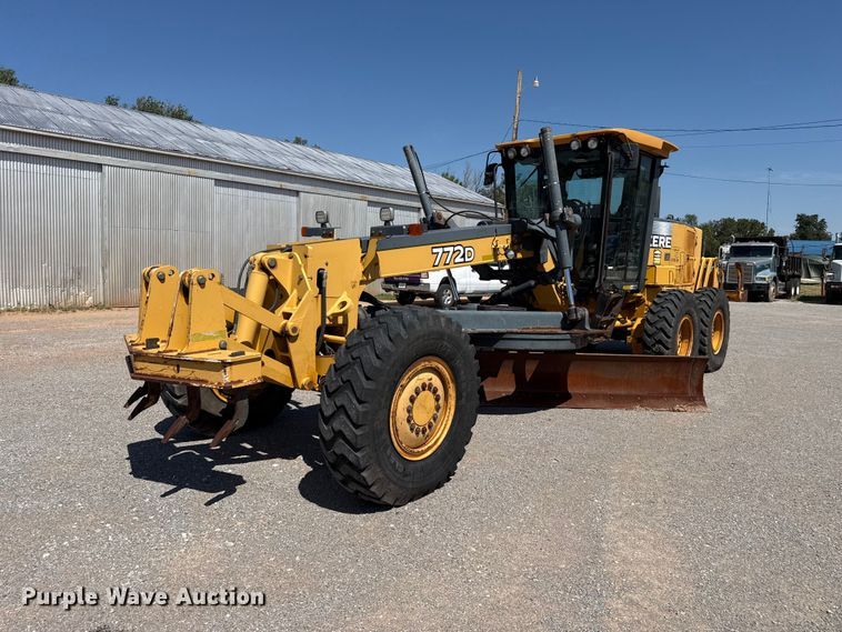 2009 John Deere 772D motor grader - EW4113