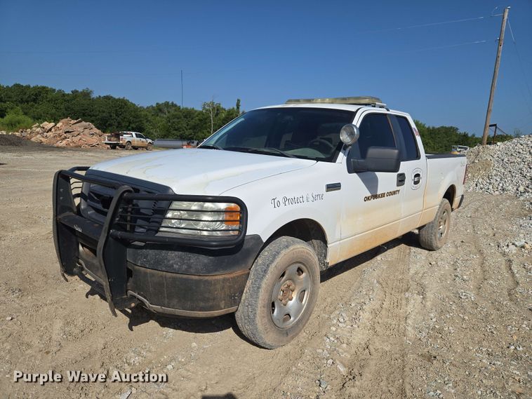 2007 Ford F150 Ext. Cab pickup truck - EW8498