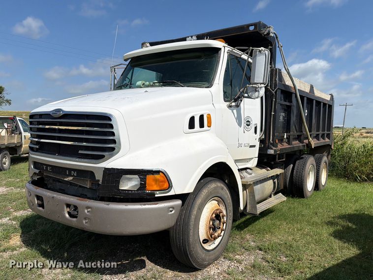 2007 Sterling Truck L8500 Dump Truck - EX2512
