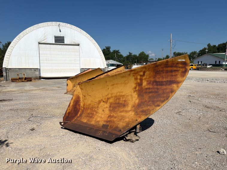 V plow - FB5780