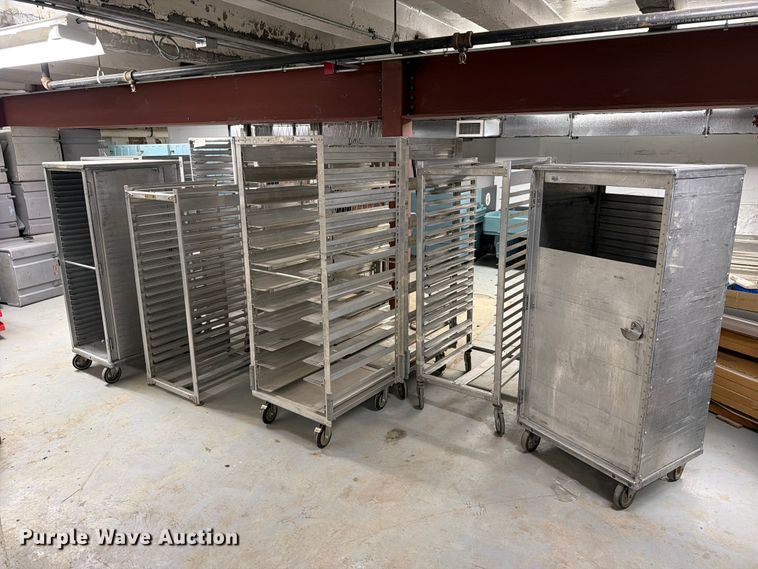 (10) Racks and cabinets - FB5857
