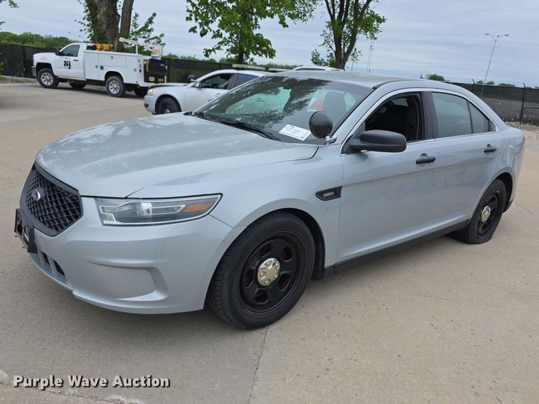 2018 Ford Taurus Police Interceptor  - FH6109