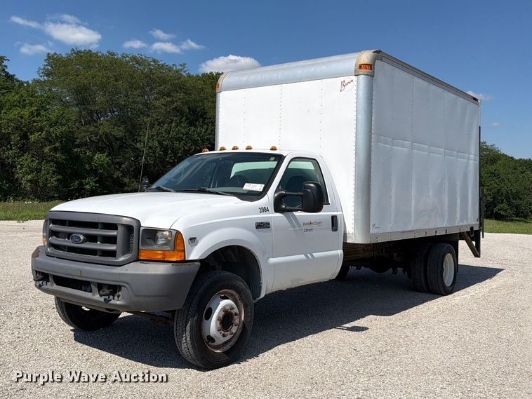 2000 Ford F450 Super Duty XL box truck - FH6283