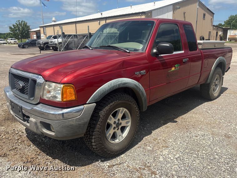 2004 Ford Ranger Ext. Cab pickup truck - FI0226