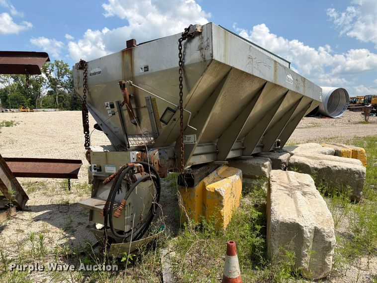 Henderson WSH spreader - FK3510