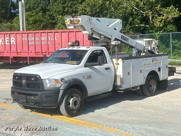2012 Dodge Ram 5500 bucket truck - FT6023