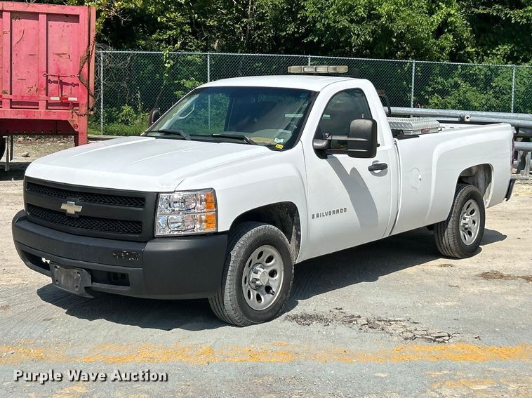 2008 Chevrolet Silverado 1500 pickup truck - FT6028