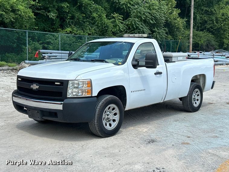2008 Chevrolet Silverado 1500 pickup truck - FT6035
