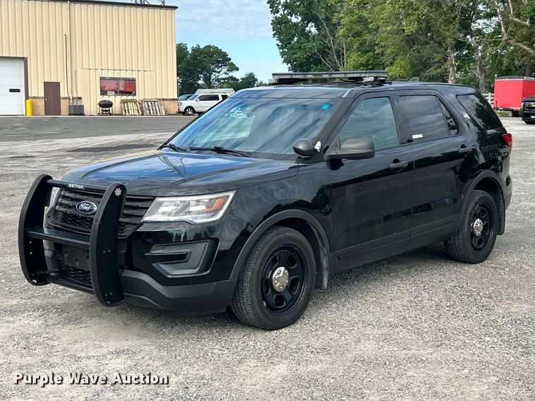 2017 Ford Explorer Police Interceptor SUV - FT6043