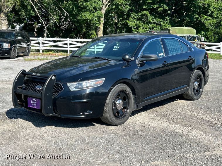 2017 Ford Taurus Police Interceptor  - FT6044