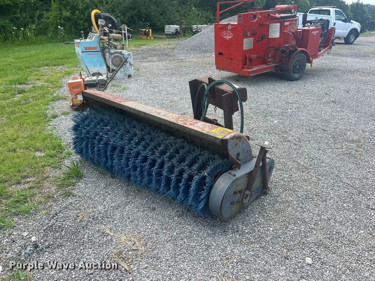 Wheel loader sweeper - FT6051