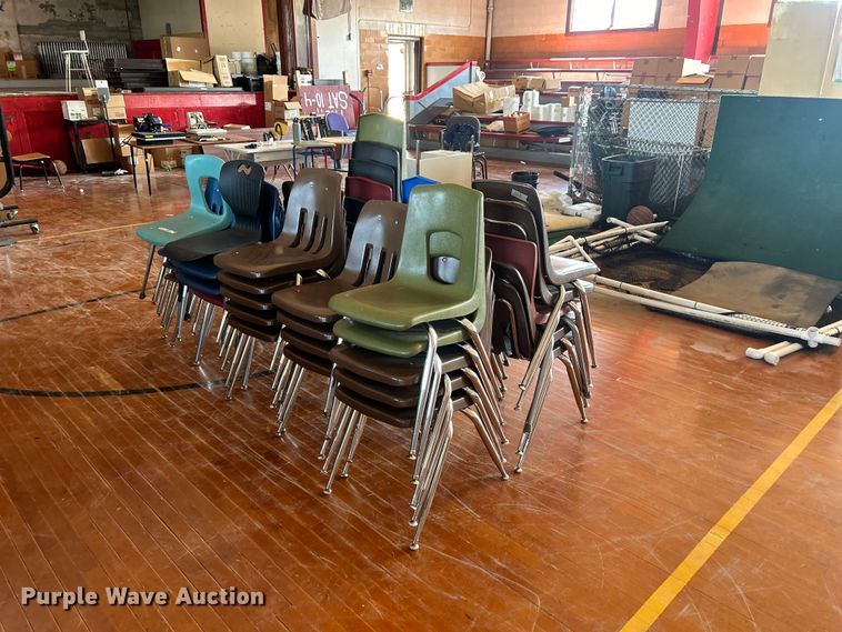 48 chairs - NM9852