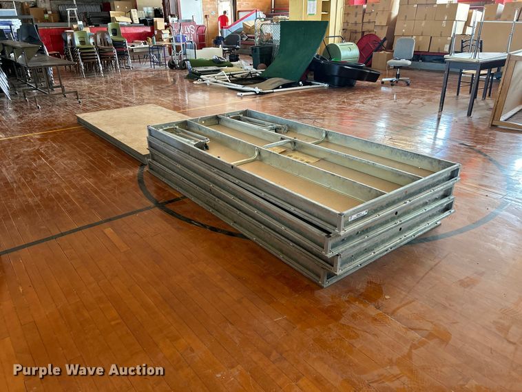 Wenger Type C Portable stage platforms - NM9854