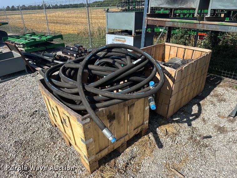 Hydraulic hose and fittings - DY3017