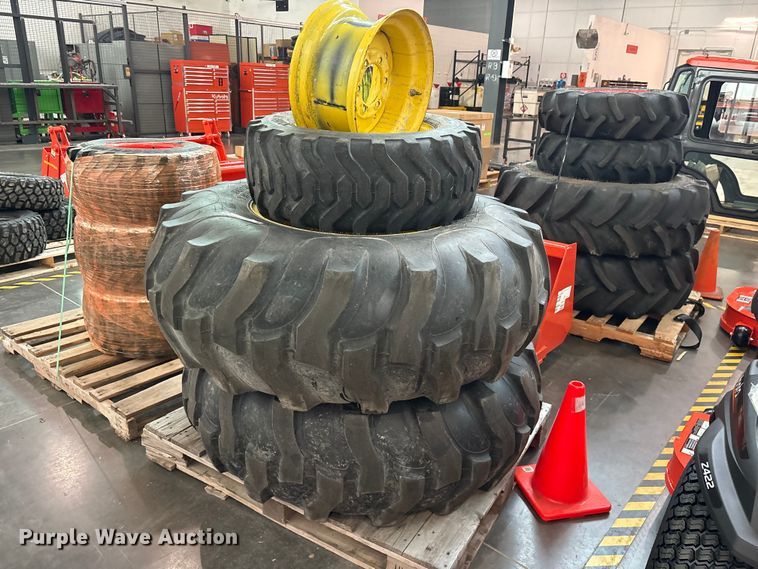 (3) tires and wheels - ET0133