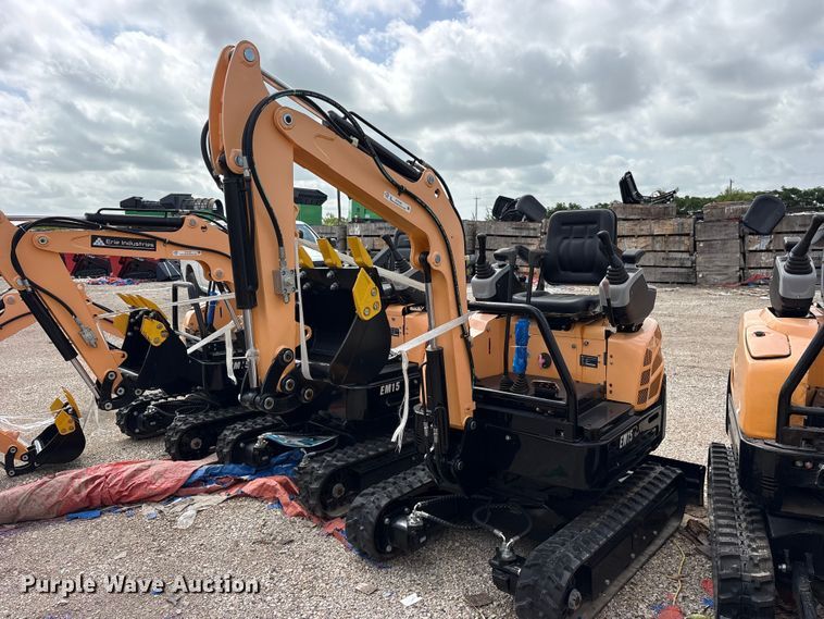 2024 Erie EM15 mini excavator - ET0160