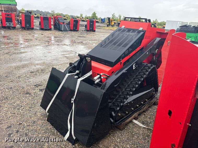 2024 Erie SCL850 compact utility loader - ET0198