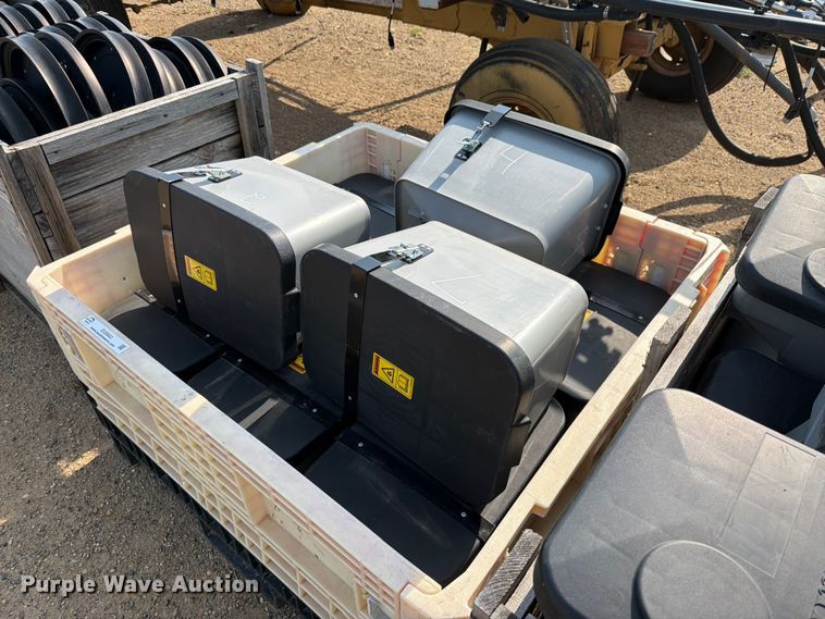(9) insecticide hoppers - EU5843