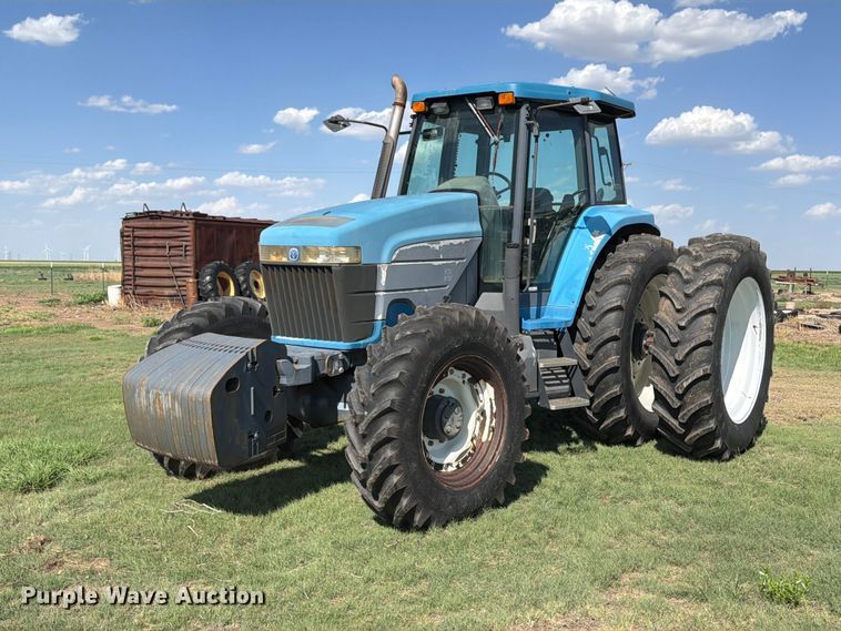 1997 New Holland 8870 MFWD tractor - EW1044