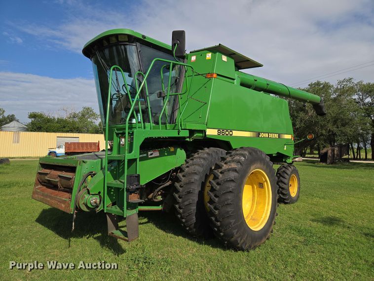 1994 John Deere 9600 combine - EW8508