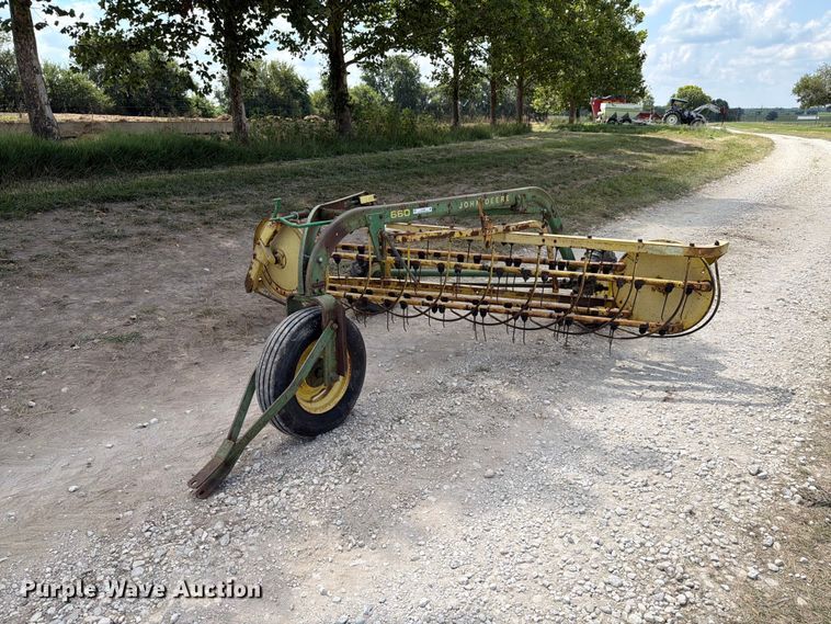 John Deere 660 hay rake - EX4586