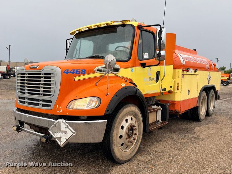 2013 Freightliner Business Class M2 fuel truck - ED5411