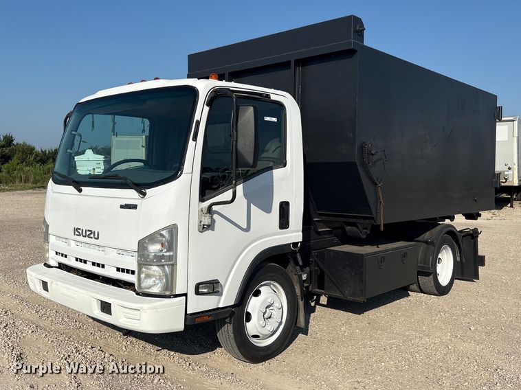 2014 Isuzu NPR roll-off container truck - ET0333