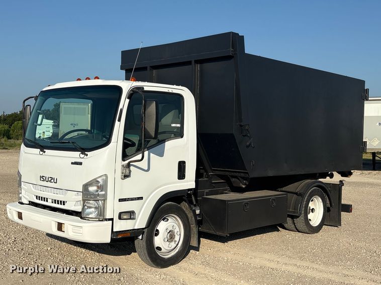 2016 Isuzu NPR roll-off container truck - ET0334