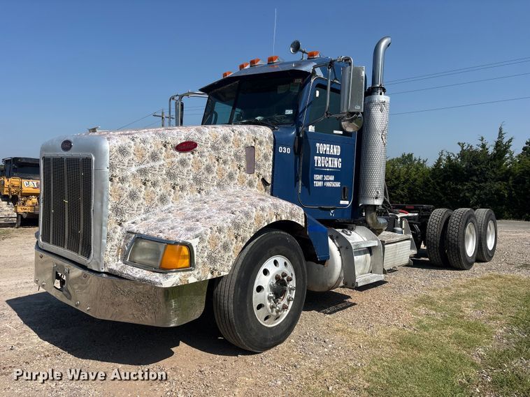 2007 Peterbilt 385 semi truck - ET0335