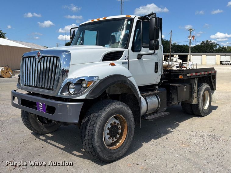 2012 International WorkStar 7300 flatbed truck - EX4591