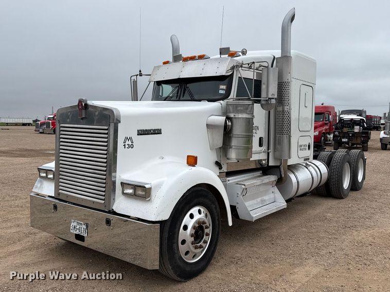 2008 Kenworth W900 semi truck - FB6794