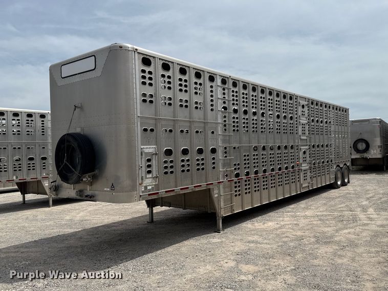 2018 Wilson PSDCL-402 livestock trailer - FC4060