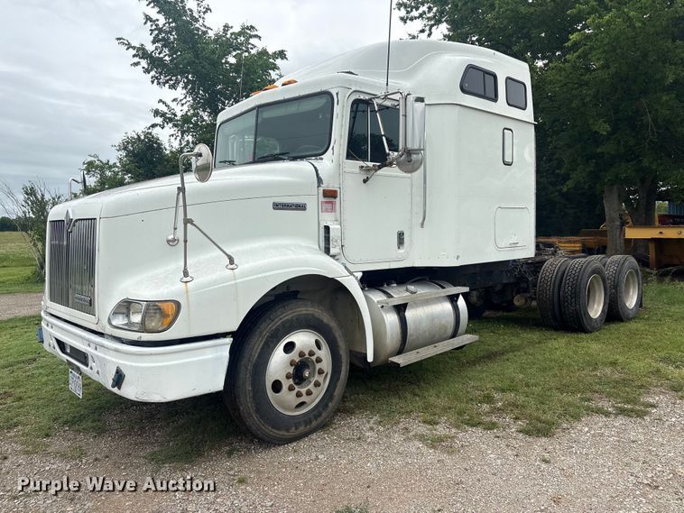 1998 International 9200 semi truck - FI0187