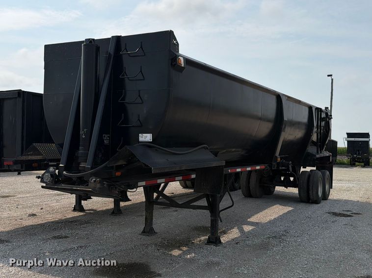2009 Design Space Ranco end dump trailer - FK4109