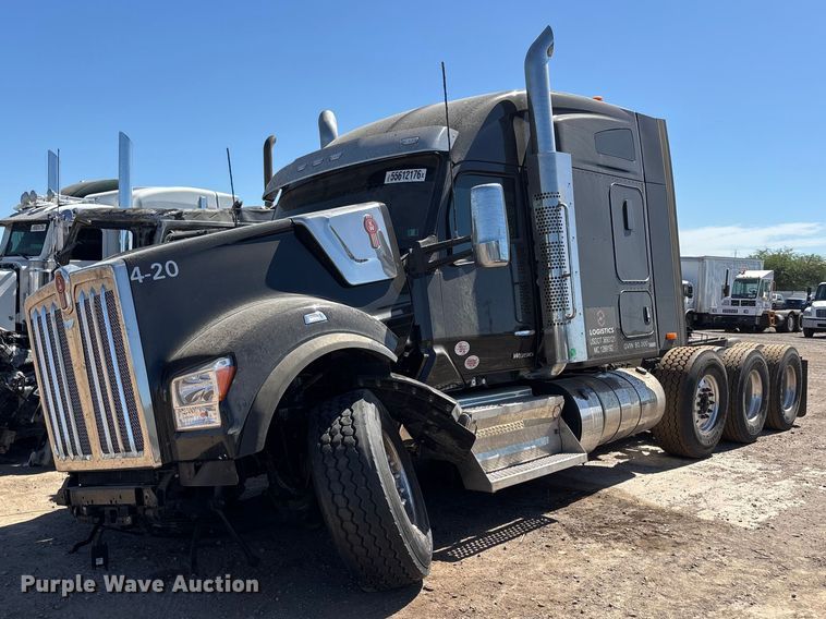 2025 Kenworth W990 semi truck - YA3794