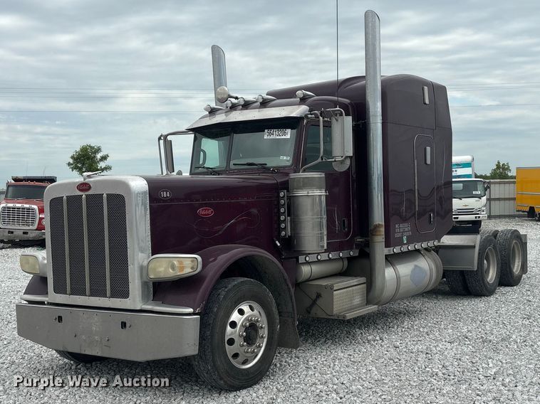2008 Peterbilt 389 semi truck - YA3807