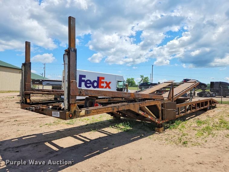 2017 Sun Country car carrier - YA3838