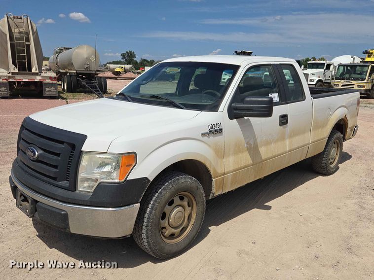 2012 Ford F150 Ext. Cab pickup truck - DP8954