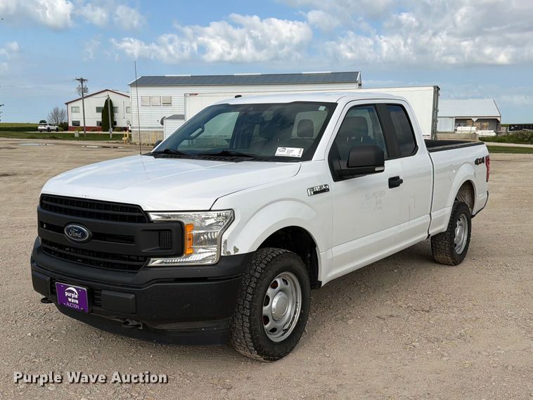 2019 Ford F150 Ext. Cab pickup truck - DV8526