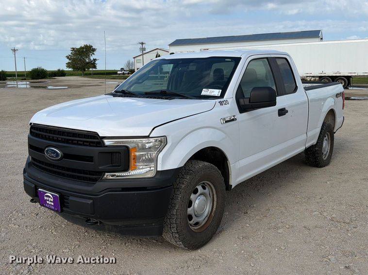 2019 Ford F150 Ext. Cab pickup truck - DV8527