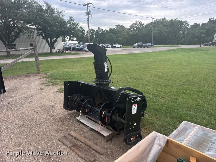 Kubota SBL2574 skid steer snow blower - DY3104