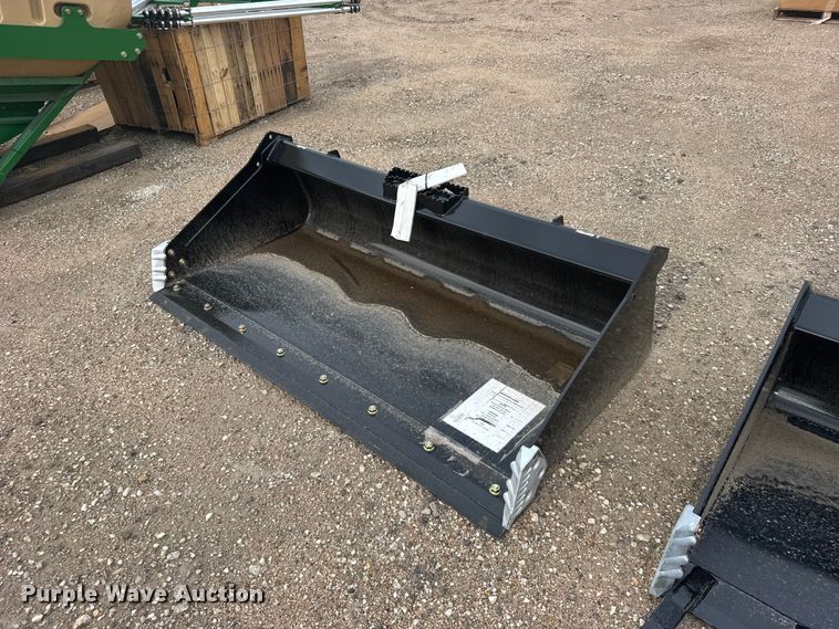 Land Pride skid steer bucket - DY3107