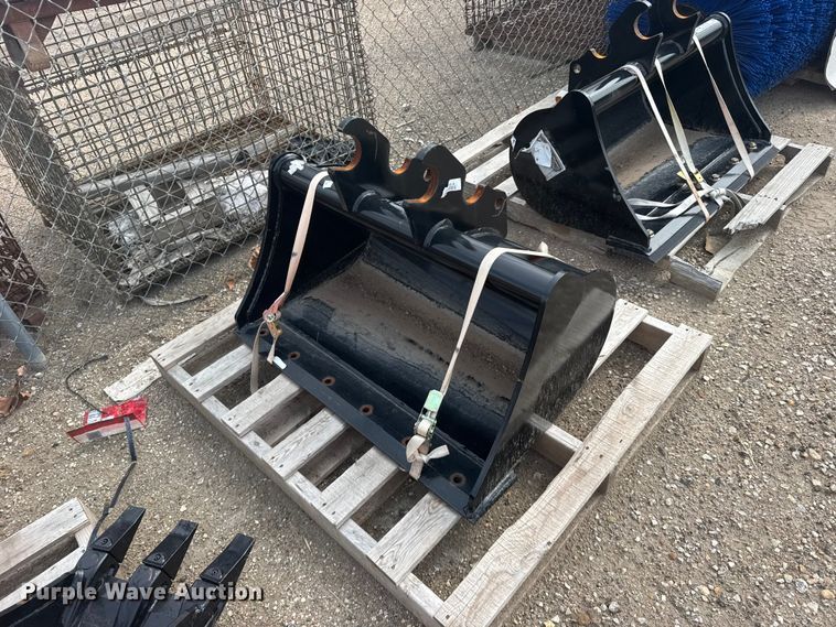 Mini excavator bucket - DY3117
