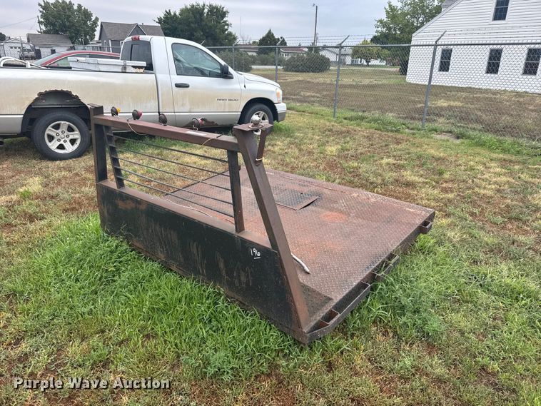 Pickup truck flatbed - DY3128