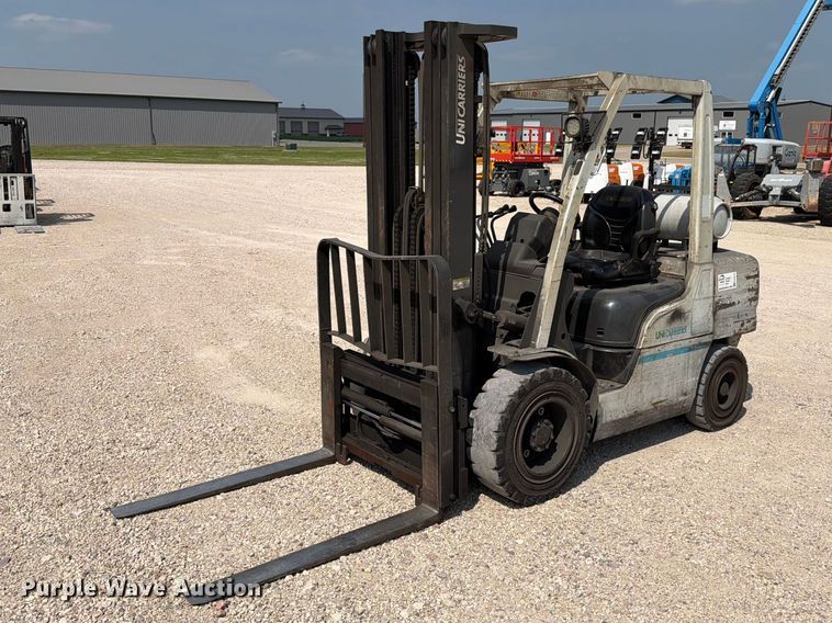 2015 Nissan PF70 forklift - EA0373