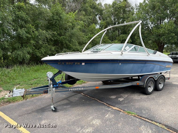1993 Crownline 196BR boat - EA4945